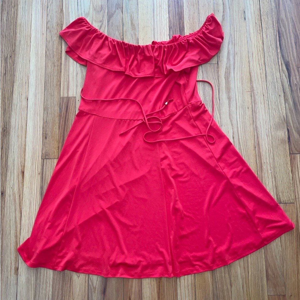 Ivanka Trump Off The Shoulder Dress